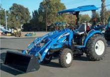 Общински многофункционални превозни средства на дизел New Holland TC 34 DA