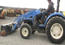 Общински многофункционални превозни средства на дизел New Holland TC 45 D