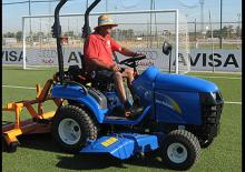 Общински многофункционални превозни средства на дизел New Holland TZ 24