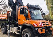 Общински многофункционални превозни средства на дизел Unimog U 527