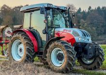 Общински трактори Steyr 375 Kompakt