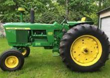 Общински трактори John Deere 4010