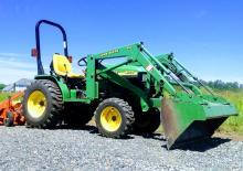 Общински трактори John Deere 4100