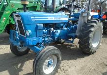 Общински трактори Ford-NH 5900