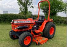 Общински трактори Kubota B2150