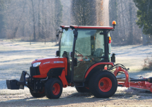 Общински трактори Kubota B2311 HDB