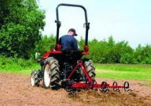 Общински трактори Yanmar EF 233M