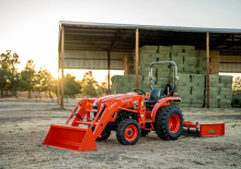 Общински трактори Kubota L3302GST