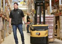 Уоки стакери Caterpillar NSP12PC
