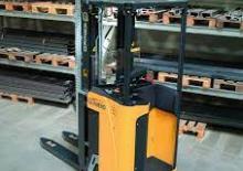 Палетните товарачи (седнал водач) Actil Warehouse Trucks SA 1600
