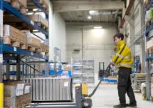 Пешеходна палетна количка Caterpillar NPP15QBL