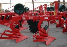 Плугове Vogel & Noot Farmer L 950