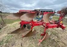 Плугове Vogel & Noot Farmer MS 1050