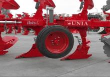 Плугове Unia Ibis LH 3+ Corn