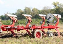 Плугове Unia Ibis LH 3+1