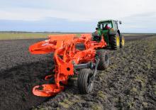 Плугове Kuhn Manager C7 T