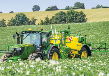 Прикачни полеви пръскачки John Deere M944i