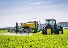 Прикачни полеви пръскачки John Deere R732i