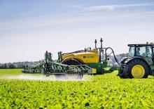 Прикачни полеви пръскачки John Deere R732i 