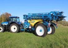 Прикачни полеви пръскачки Delvano TS 4200