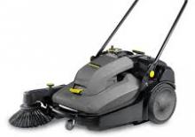 Ръчно контролиране машини за метене Kärcher KM 70/30 C Bp Pack