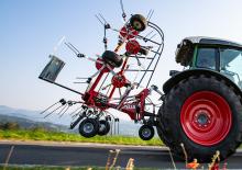 Ротационни сенообръщачки Fella Sanos 601 DN