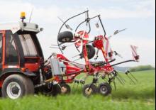 Ротационни сенообръщачки Fella TH 401 DN