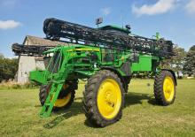 Самоходни полеви пръскачки John Deere 4830