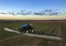 Самоходни полеви пръскачки New Holland DEFEND 2500