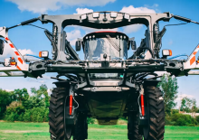 Самоходни полеви пръскачки Hardi RUBICON