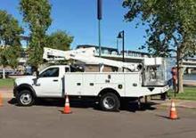 Монтирани на ремаркета повдигачи с подвижна стрела Altec AT237S