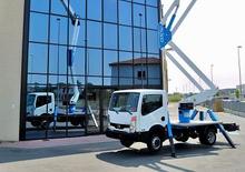 Монтирани на ремаркета повдигачи с подвижна стрела Socage DA 324 B