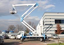 Монтирани на камион артикулиращи подемници за стрели Socage forSte 32 DJ Speed
