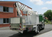 Монтирани на ремаркета повдигачи с подвижна стрела Blumenbecker - Hubmeister® HM 28 TKI