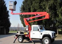 Монтирани на ремаркета повдигачи с подвижна стрела ISOLI MPT140 4x4