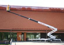 Монтирани на камион артикулиращи подемници за стрели Dino Lift Dino 260XTD