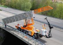 Монтирани на камион артикулиращи подемници за стрели Moog MBI 180-1,7/S