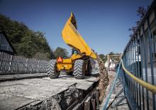 Съчленени самосвали Hydrema 912G