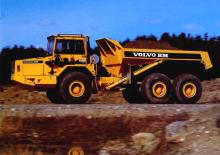 Съчленени самосвали Volvo A28 (6x6)