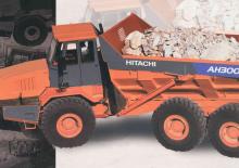 Съчленени самосвали Hitachi AH300