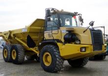 Съчленени самосвали Caterpillar D 25 D