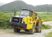 Съчленени самосвали Komatsu HM300-2