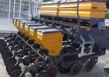 Сеялки Valtra BP 704	
