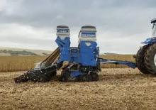 Сеялки New Holland PL4011R Amendoim