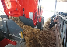 Смесители за фураж Kuhn VT 256