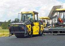 Тандемни вибрационни валяци Bomag BW 174 APO 4f