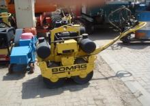 Тандемни вибрационни валяци Bomag BW 75 S-2