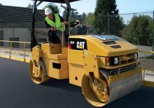 Тандемни вибрационни валяци Caterpillar CB34
