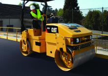 Тандемни вибрационни валяци Caterpillar CB34 XW