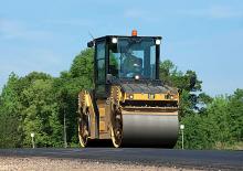 Тандемни вибрационни валяци Caterpillar CB44B